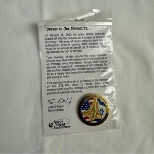Heroes of Columbia STS-107 Commemorative Pin
